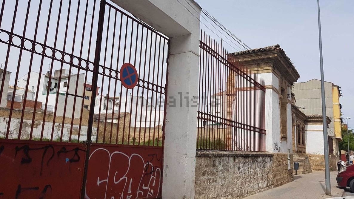 El Estado subasta terrenos
