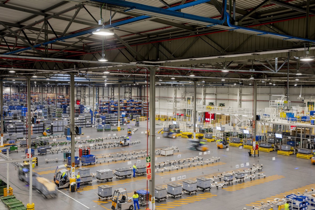 Archivo - Almacén de logística de Seat