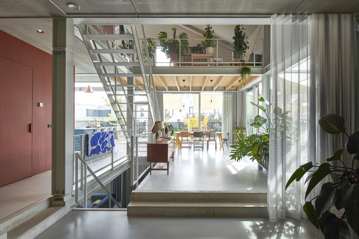 Salón abierto con comedor