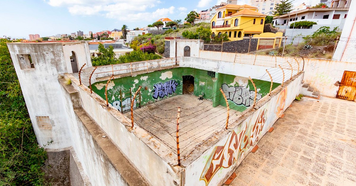 Se vende por 3,18 millones de euros en idealista