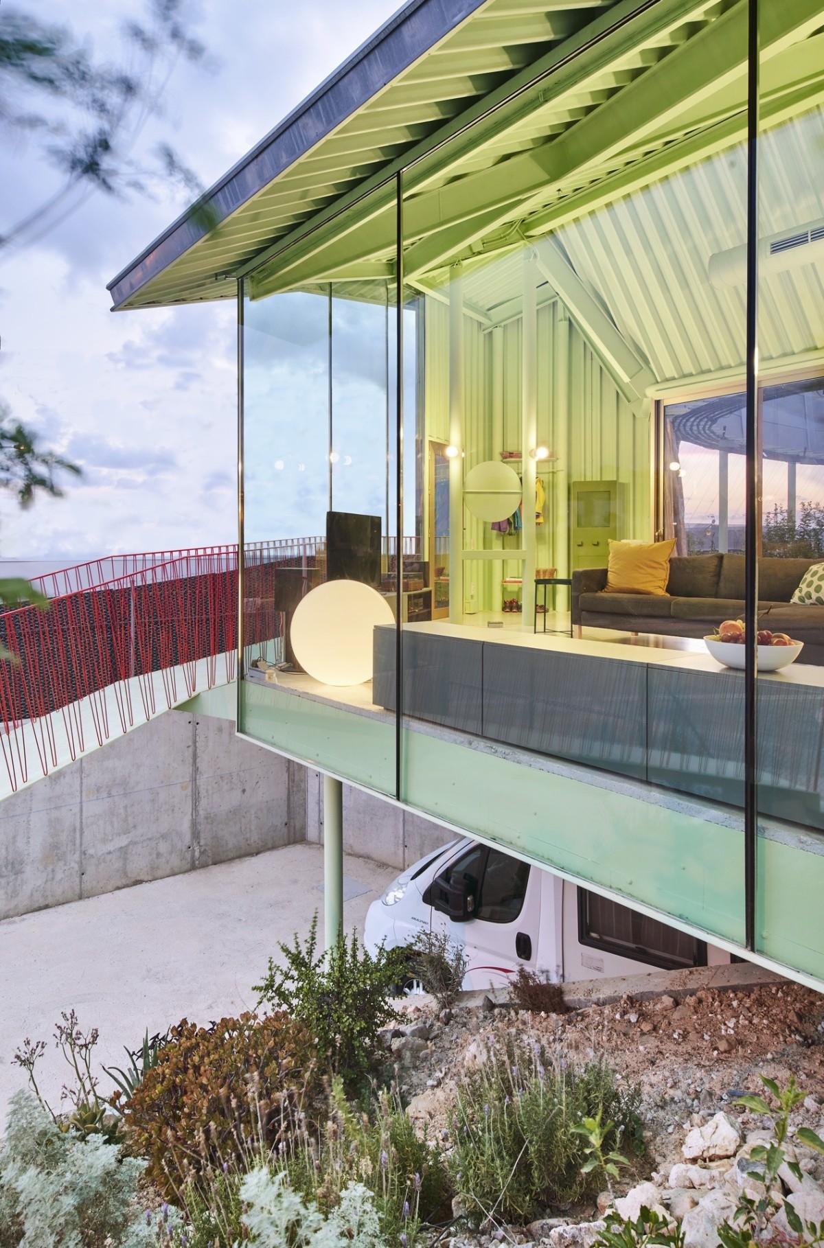 Fachada exterior con zona de apartamente