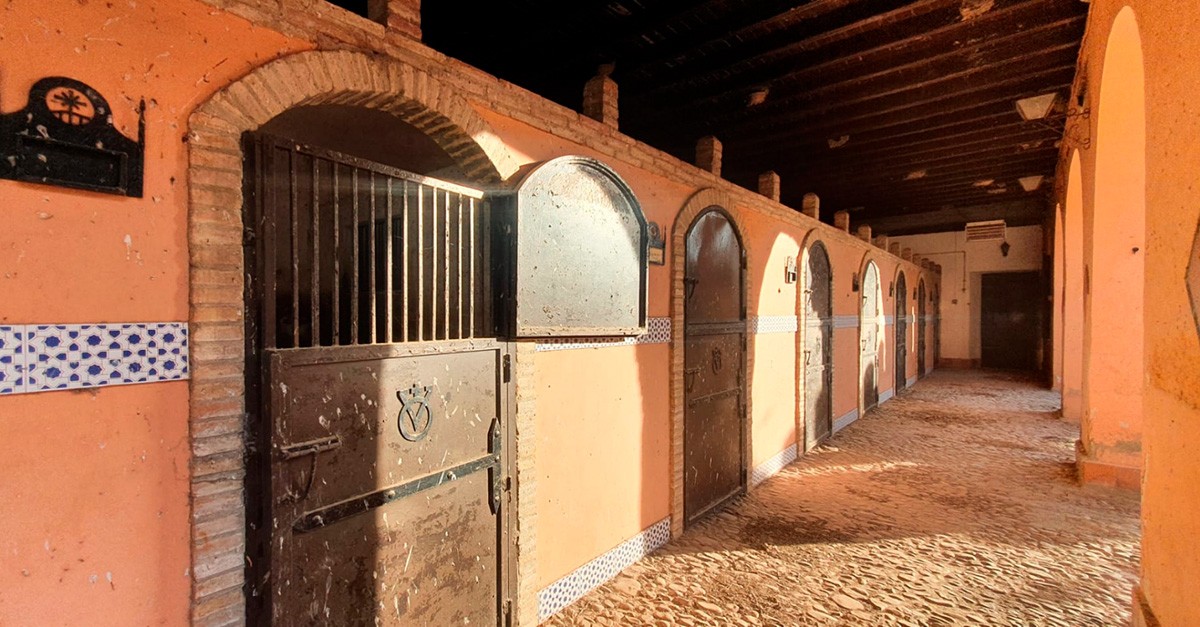 Cuadras del castillo de Espeluy (Jaén)