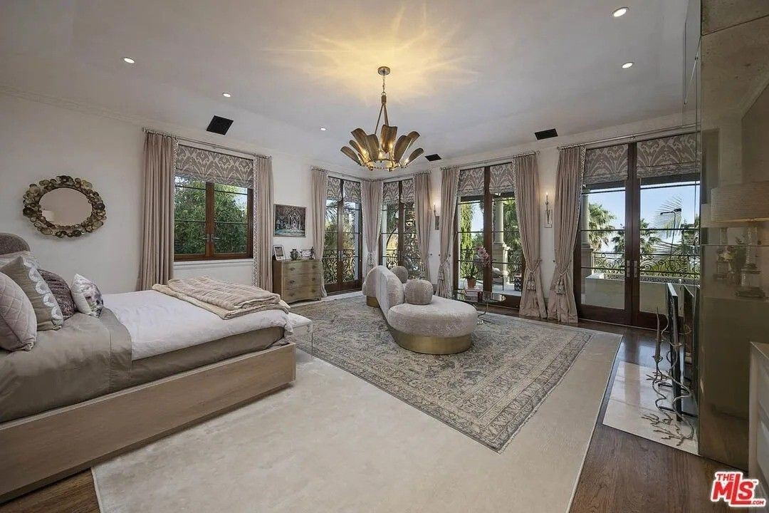 Dormitorio de la casa donde se filmó Harry y Meghan