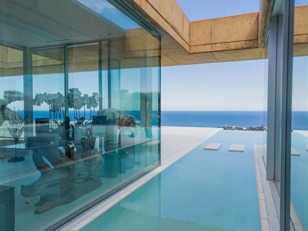 Operación cerrada por Barnes