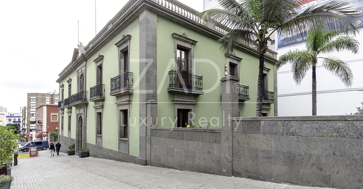 Exteriores del palacete de San Bernardo