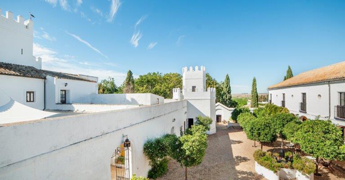 Exteriores del hotel con encanto en Sevilla