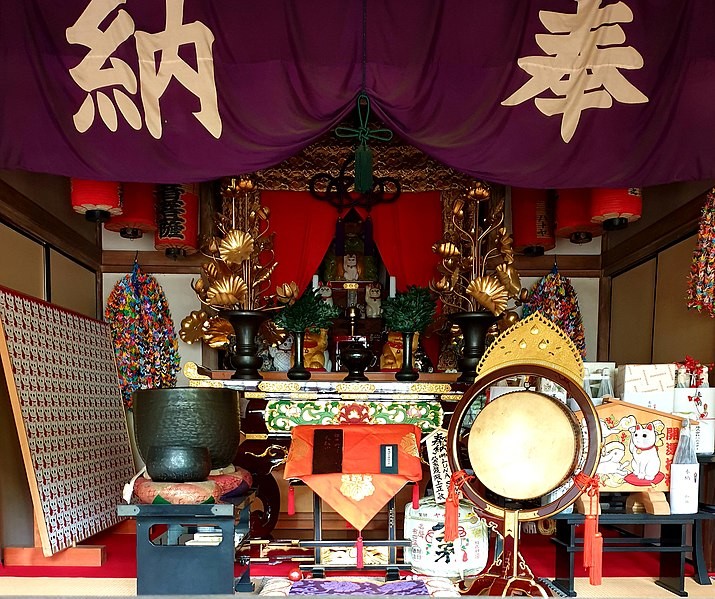 El templo japonés Gotokuji donde se adoran los gatos