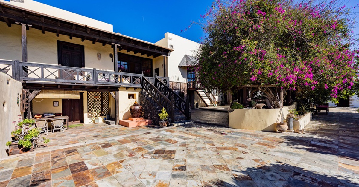 Patio en el resort de lujo de Lanzarote