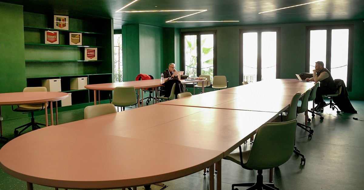 El activo también cuenta con un coworking