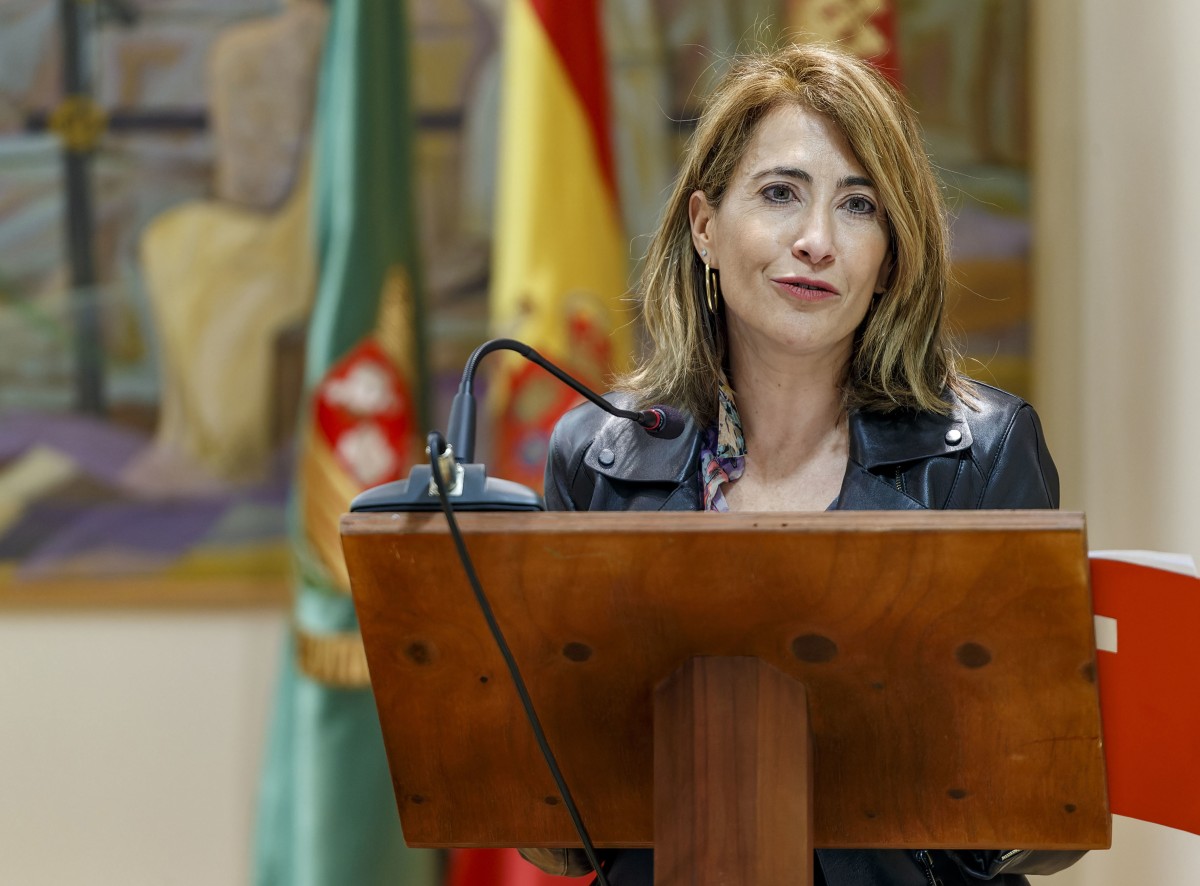 La ministra de Transportes, Movilidad y Agenda Urbana, Raquel Sánchez,