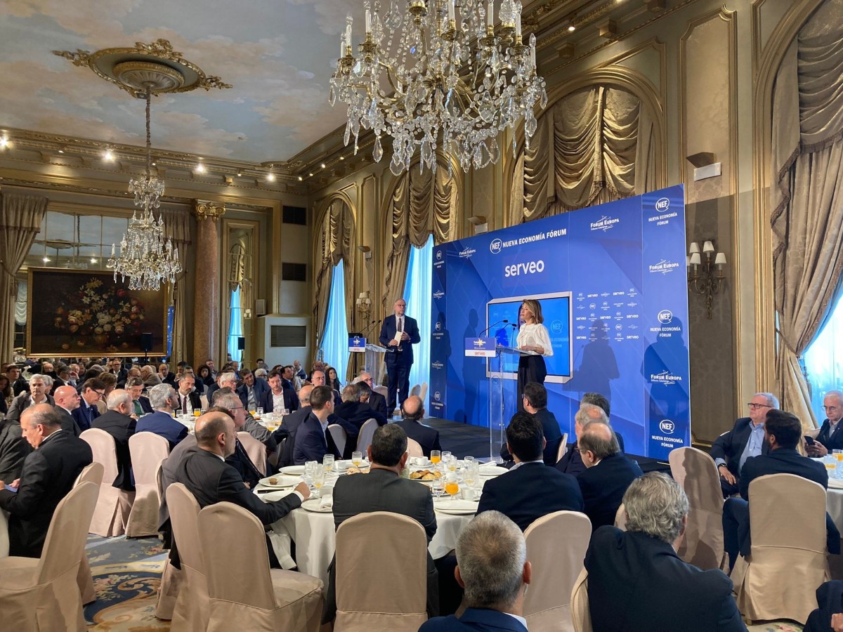 La ministra de Transportes, Movilidad y Agenda Urbana, Raquel Sánchez, interviene en un encuentro organizado por Forum Europa