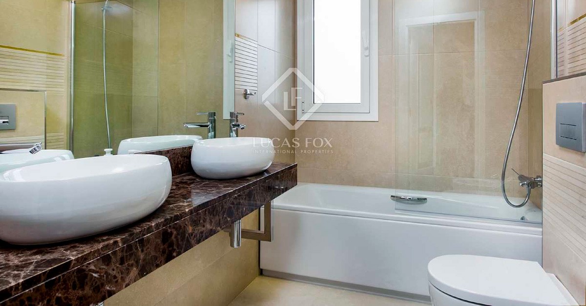 Baño del Hotel La Calma en el municipio de Castell-Platja d'Aro