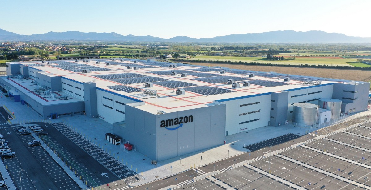 Nuevo centro logístico de Amazon en El Far de l'Empordà (Girona).