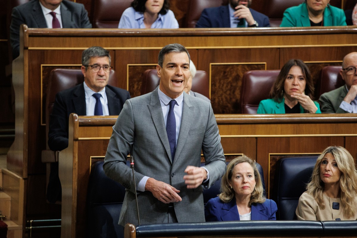 El presidente del Gobierno, Pedro Sánchez, interviene durante una sesión de control al Gobierno
