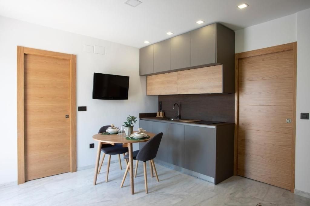 Baix amb terrassa i piscina a la venda / idealista