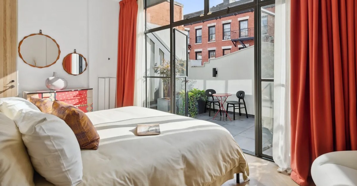 A la venta la casa en la que vivió Taylor Swift en Cornelia Street, en Nueva York, por 18 millones de dólares