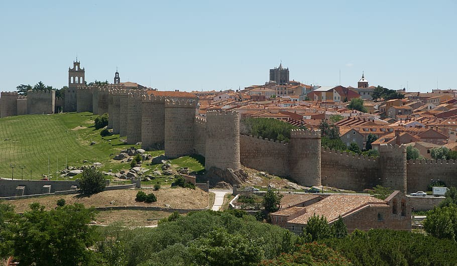 La ciudad de Ávila y su muralla
