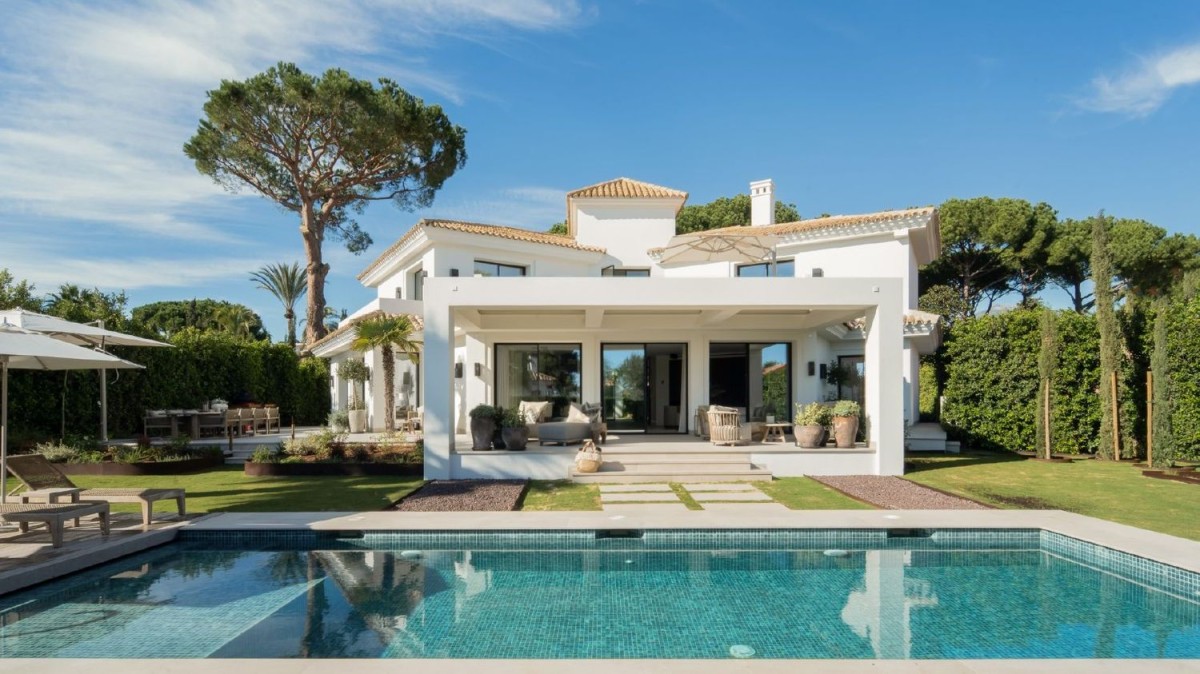 Luxury villa for sale in Rio Real, Marbella