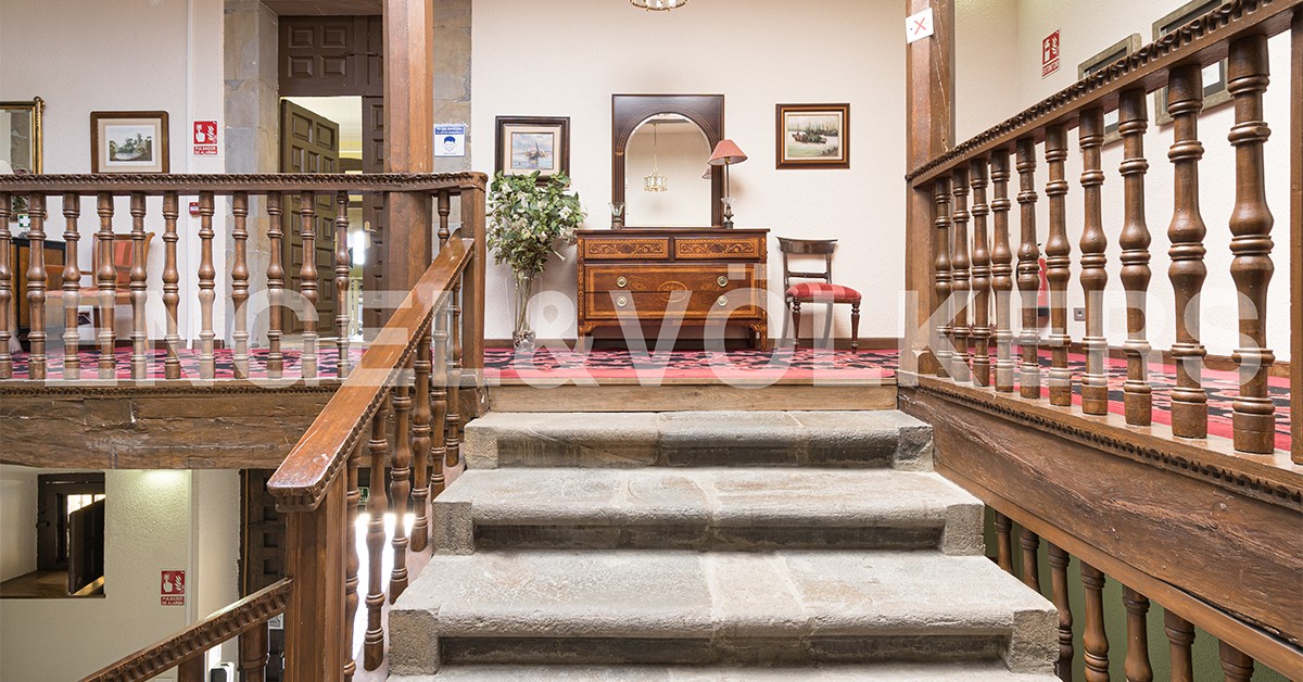 Detalles del Palacio de Lieres en Sierio, Asturias