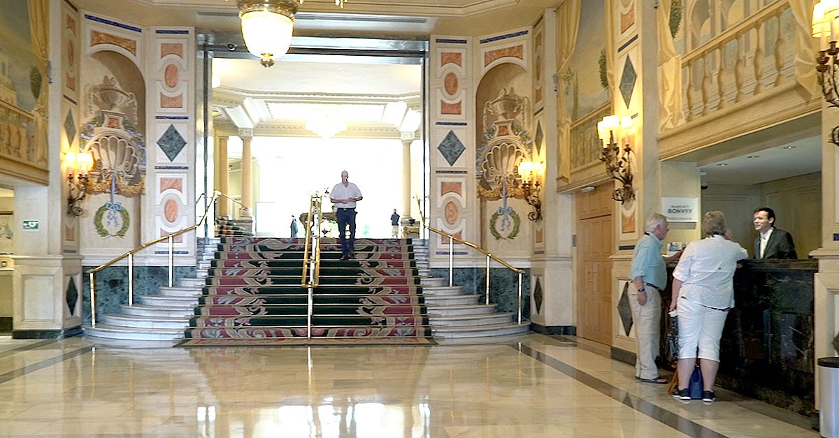 Hall de entrada del Hotel Palace