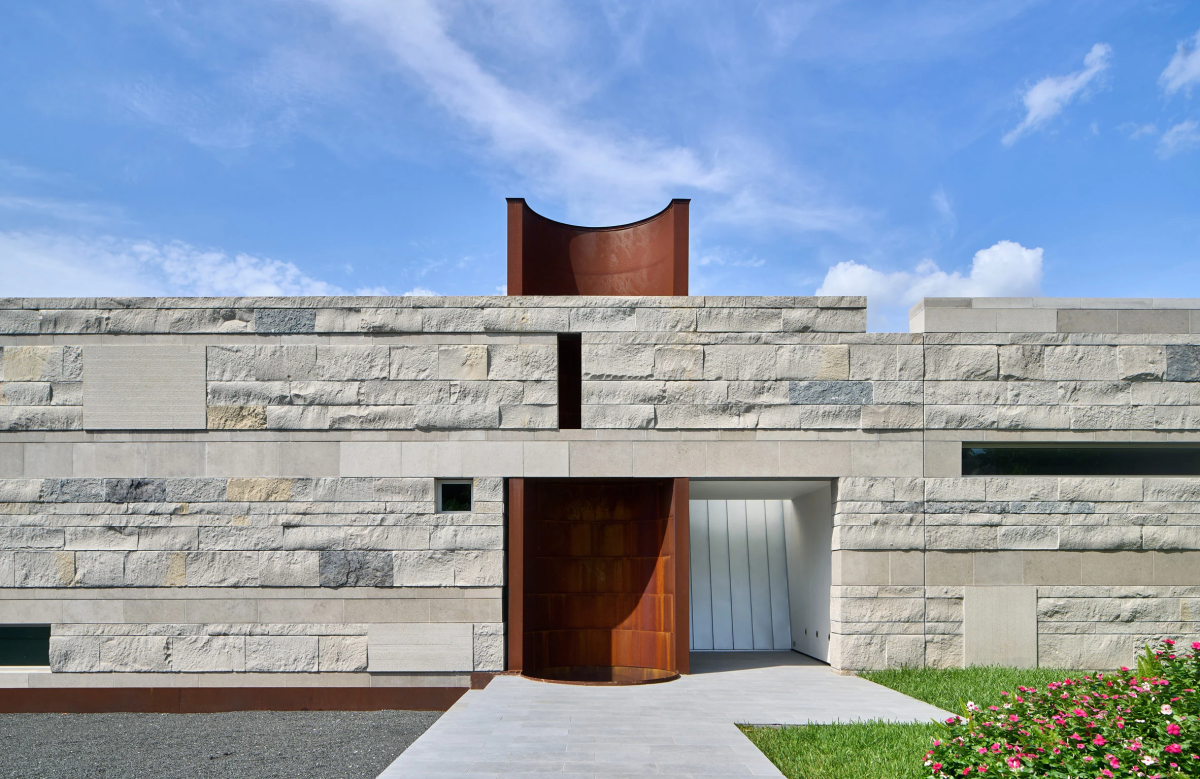 Stunning designer home near nature reserve in Texas