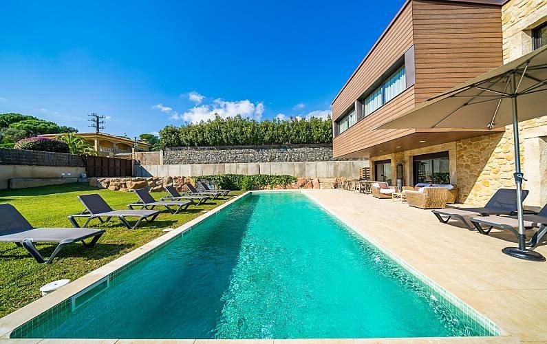 Holiday rental scams on the rise: tips to protect yourself