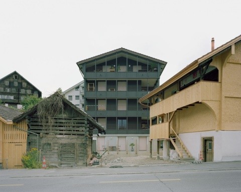 Spalihof entre otras casas