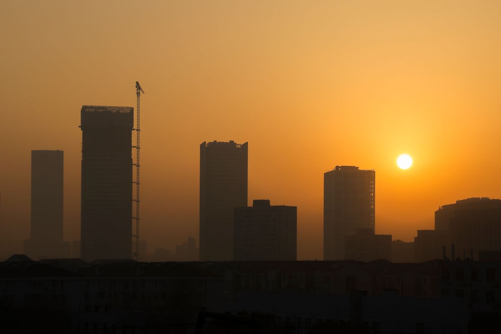 Viviendas en el ocaso en Shanghái