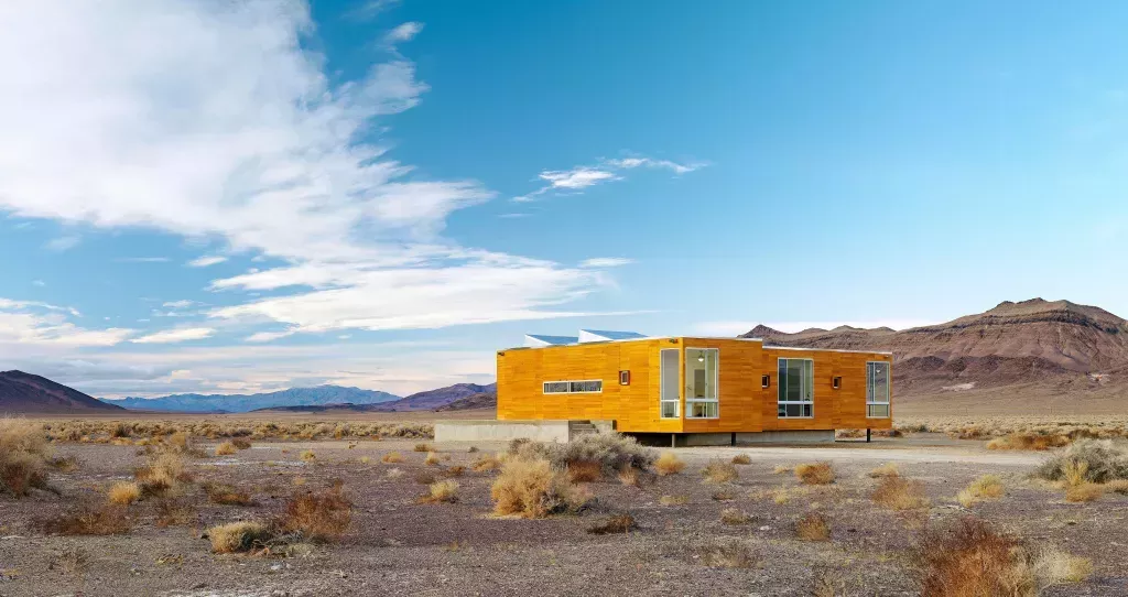 A prefabricated house in Death Valley, one of the hottest areas in the world