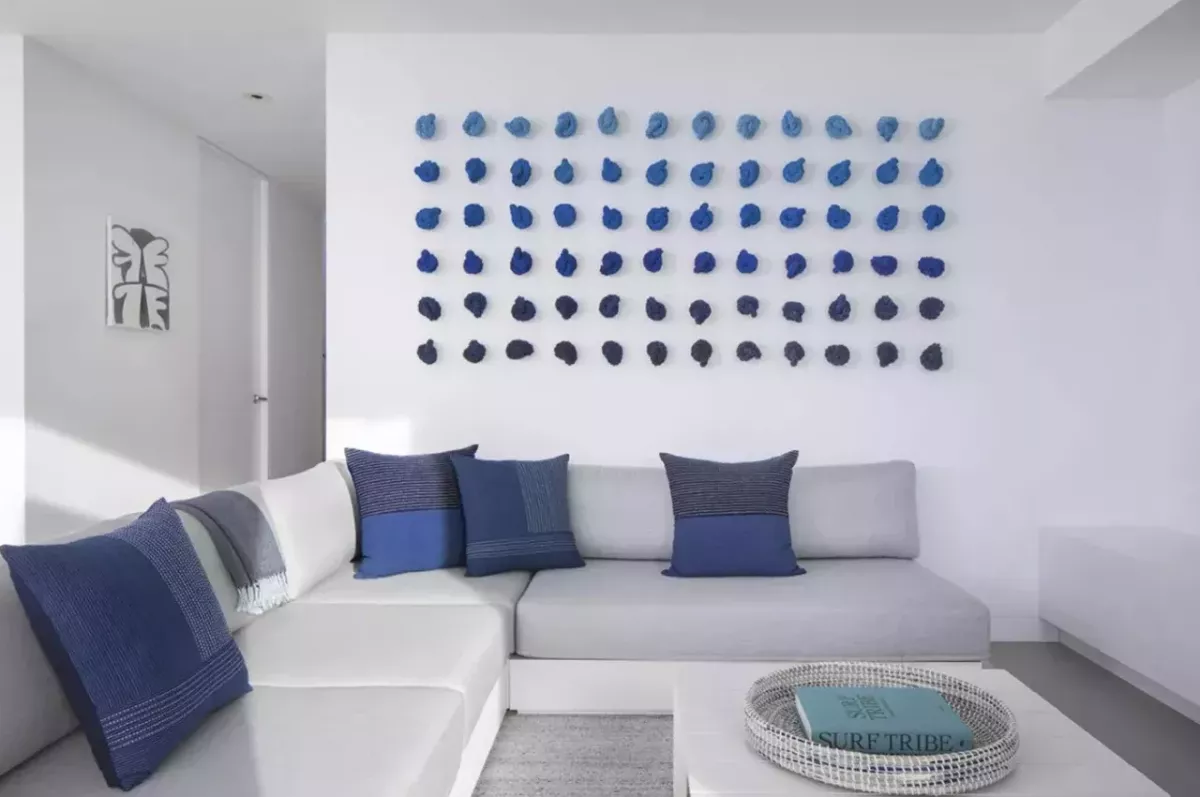 Stunning minimalist designer home on Californian coast