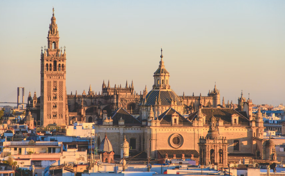 Seville, a residential paradise: more than 8,600 new homes and 9,505 second-hand homes
