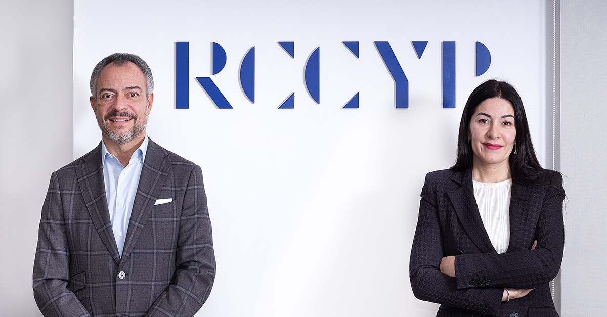 Luis Galiano, CEO de RCCyP y la arquitecta Sara Martín Madruga