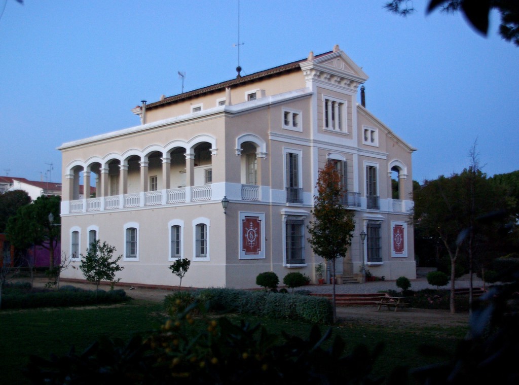 Masia Ribas, Premiá de Mar