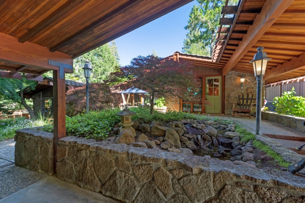 Jim Nevill Production/Coldwell Banker Realty