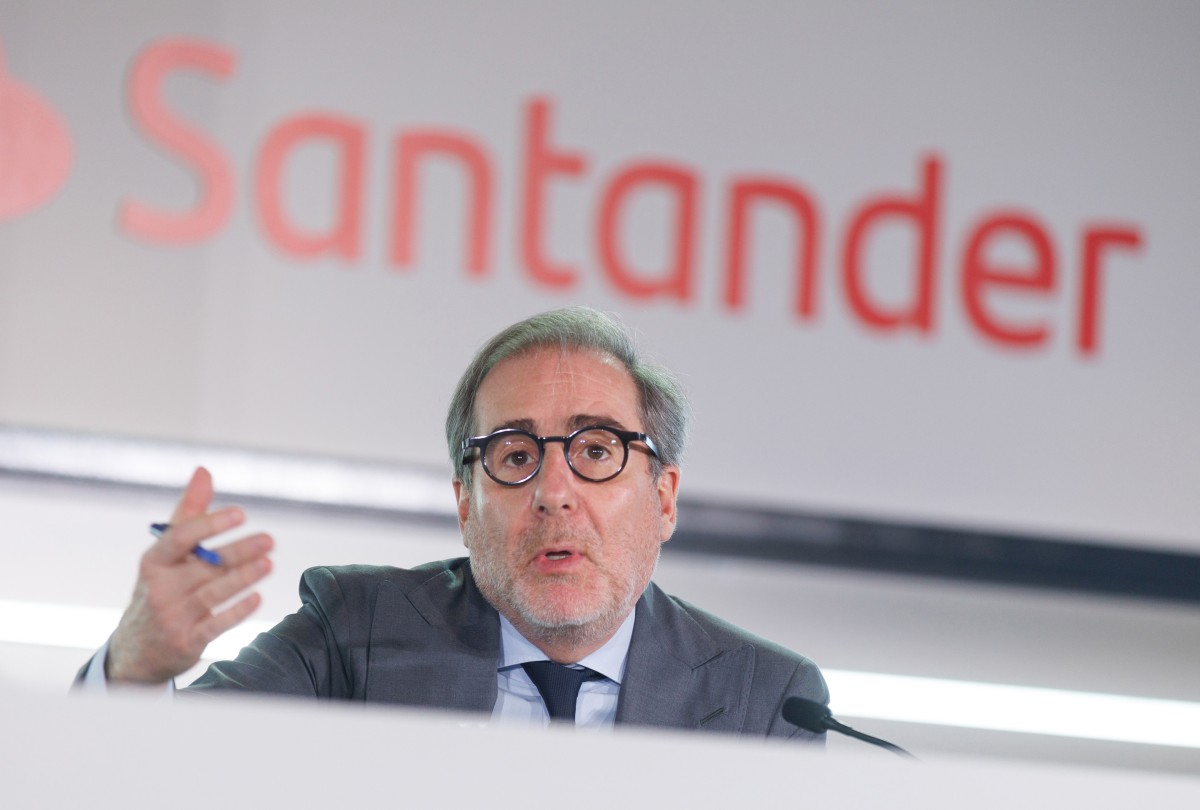 El consejero delegado de Grupo Santander, Héctor Grisi, interviene durante la presentación de los resultados de la empresa en el primer semestre de 2023, en la Ciudad Grupo Santander, a 26 de julio de 2023, en Boadilla del Monte, Madrid (España)