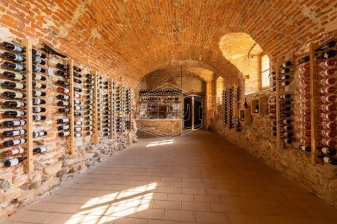 castello conti biandrate