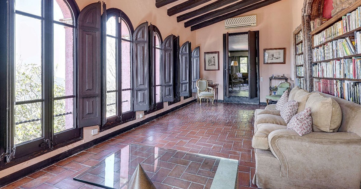 Impressive country house for sale in Barcelona for €5.5 million