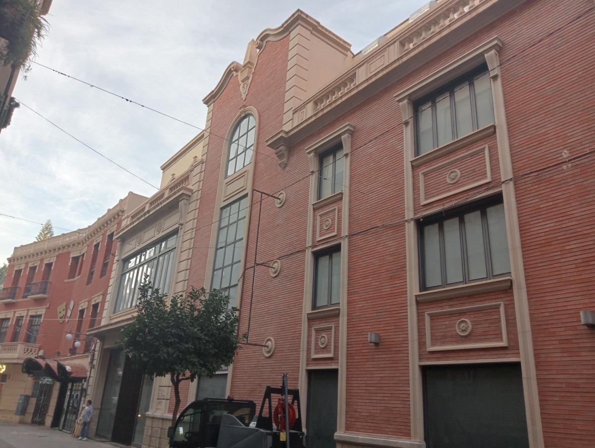 El CEU cierra una operación inmobiliaria