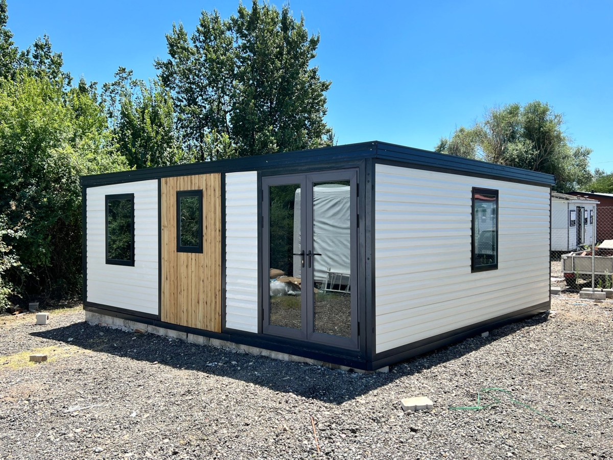Exterior modelo construido