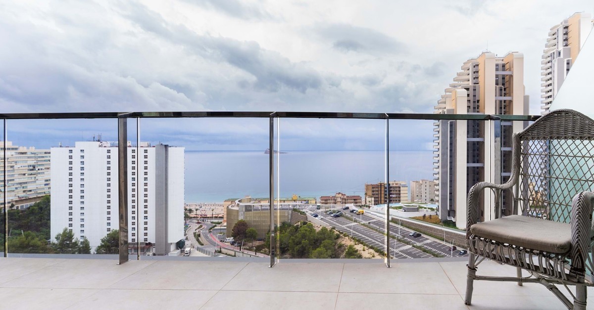 Luxury flats for rent in Benidorm's skyscrapers from €3,000 per month