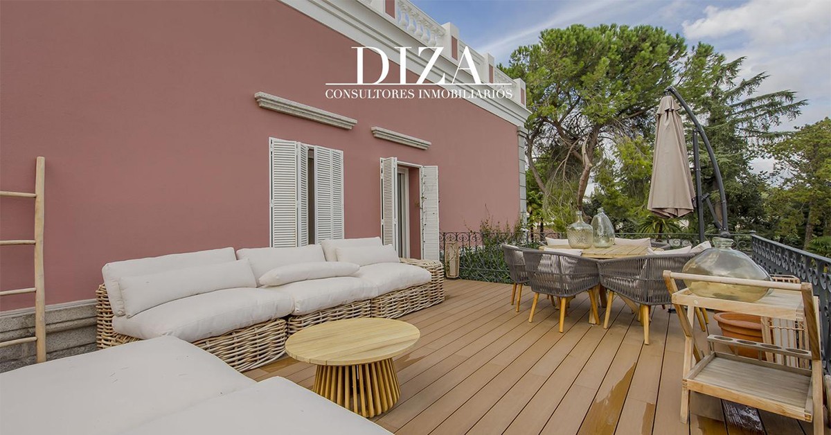 Mansion for sale with materials from a former palace in one of Madrid's most luxurious areas