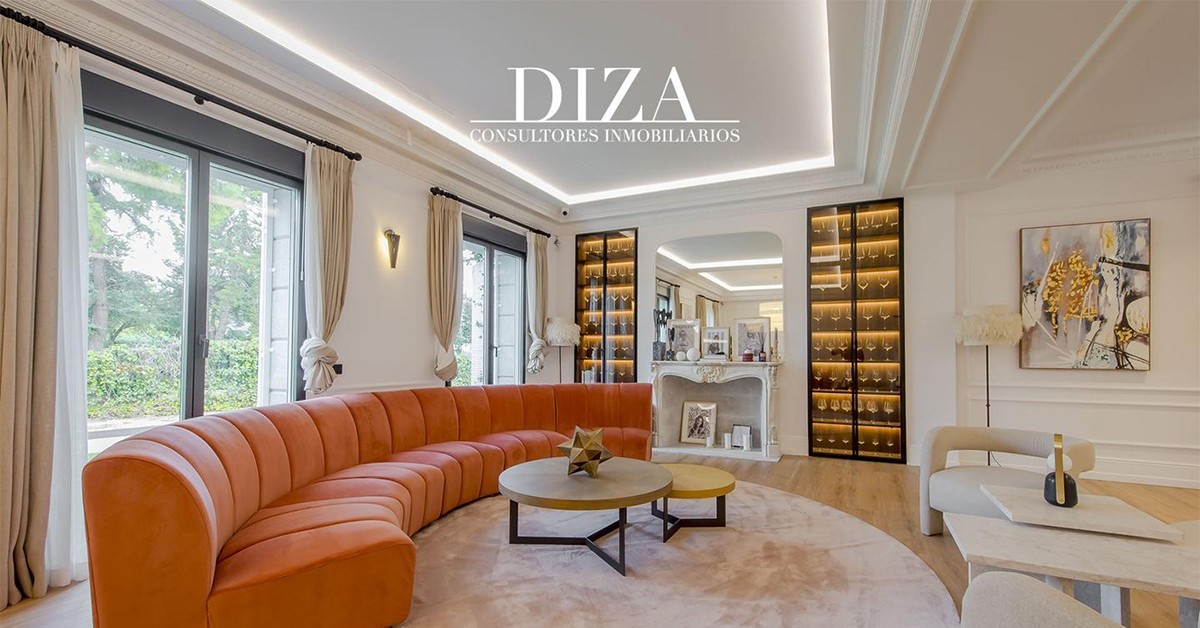 Mansion for sale with materials from a former palace in one of Madrid's most luxurious areas