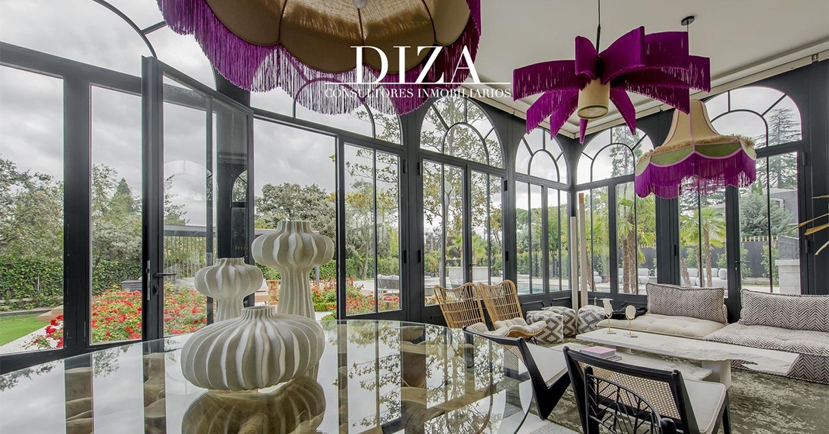 Mansion for sale with materials from a former palace in one of Madrid's most luxurious areas