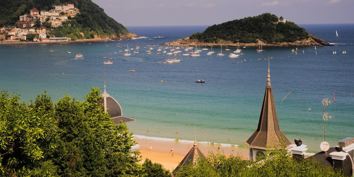 Living in San Sebastian: cost of living, best areas and advantages