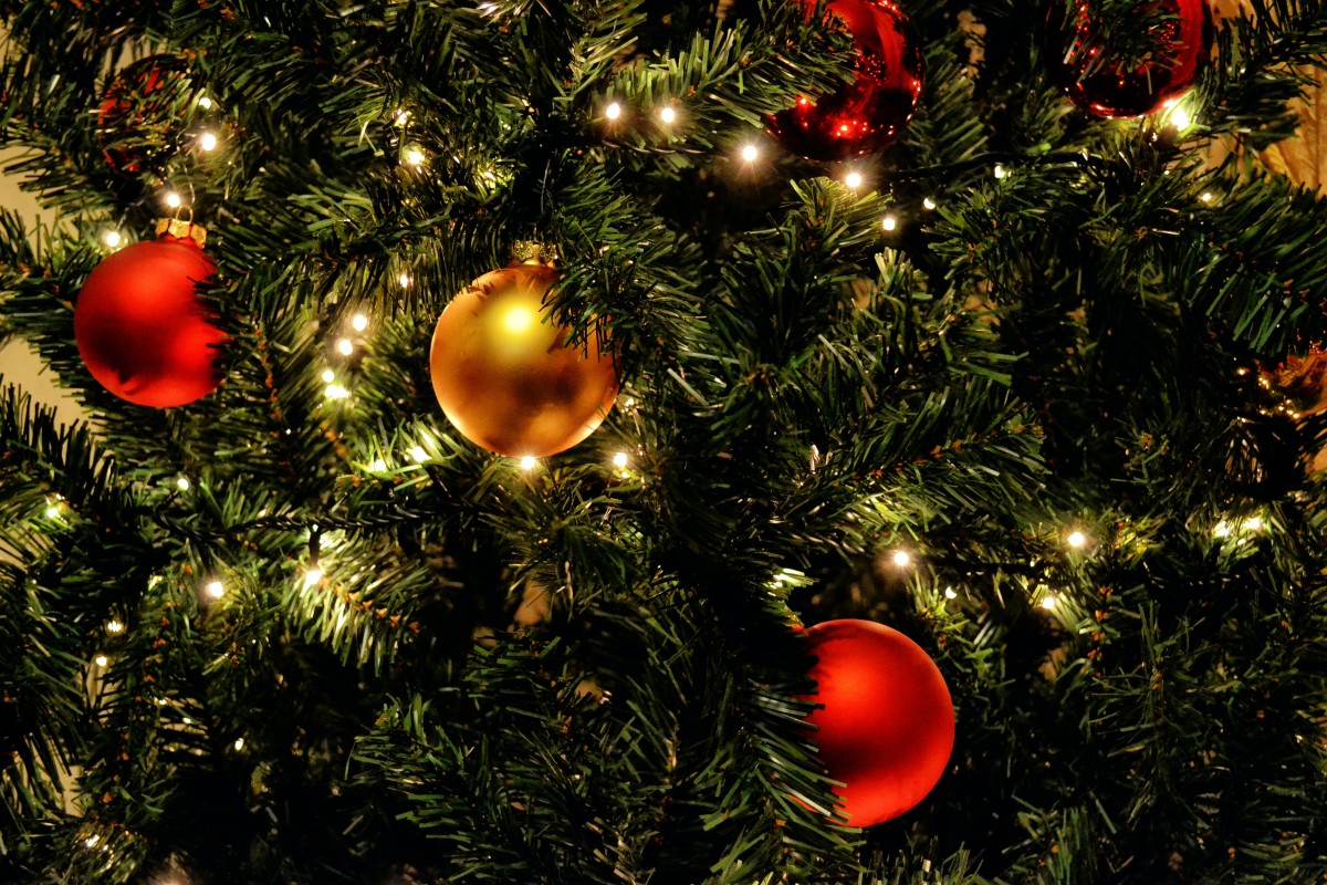 quanto consumano le luci di natale