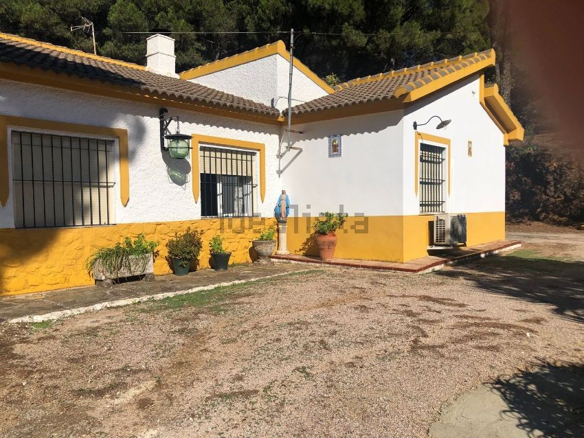 Casa independiente en venta en Constantina
