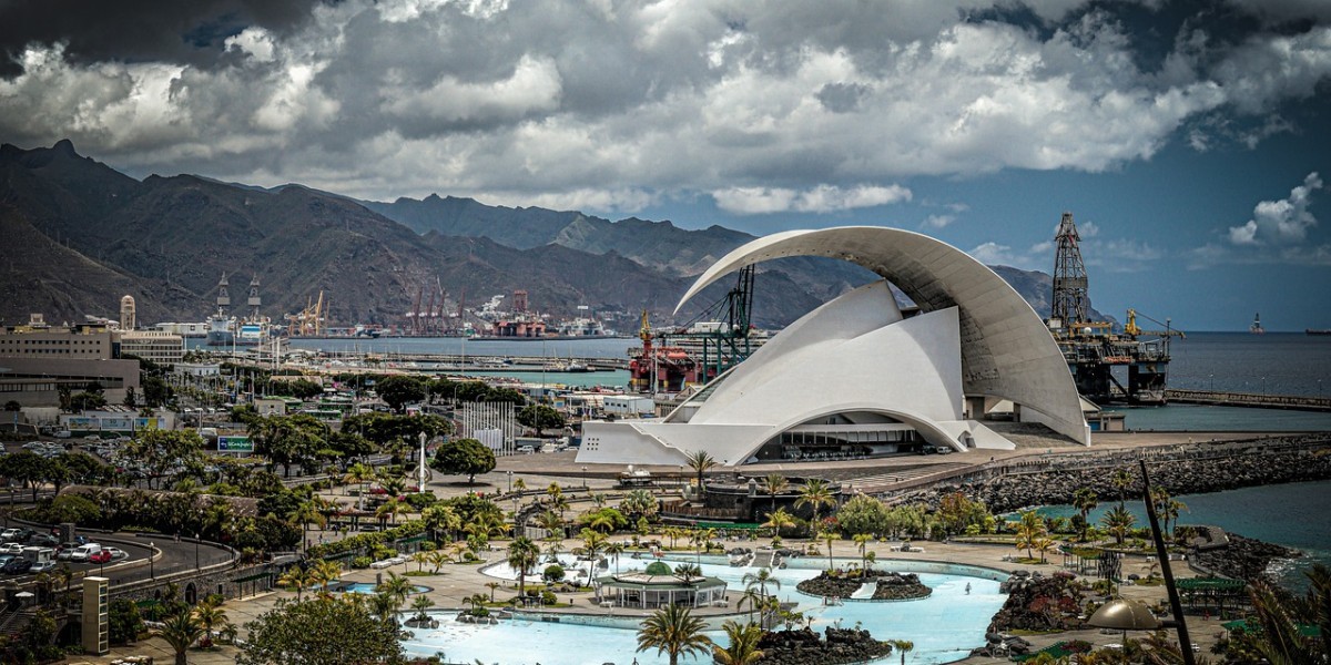 Living in Santa Cruz de Tenerife: what it's like, where to live and advantages