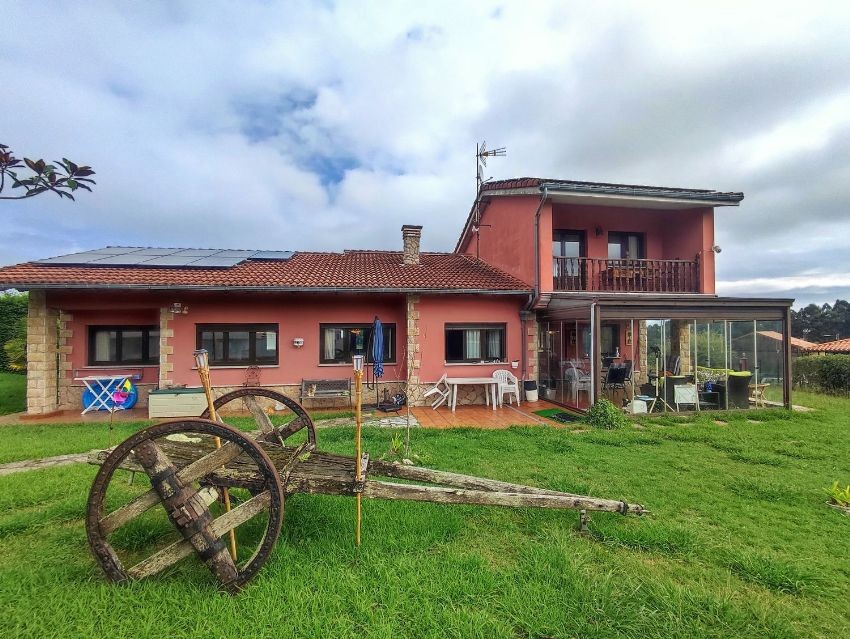 Chalet independiente en venta por 499.000 euros