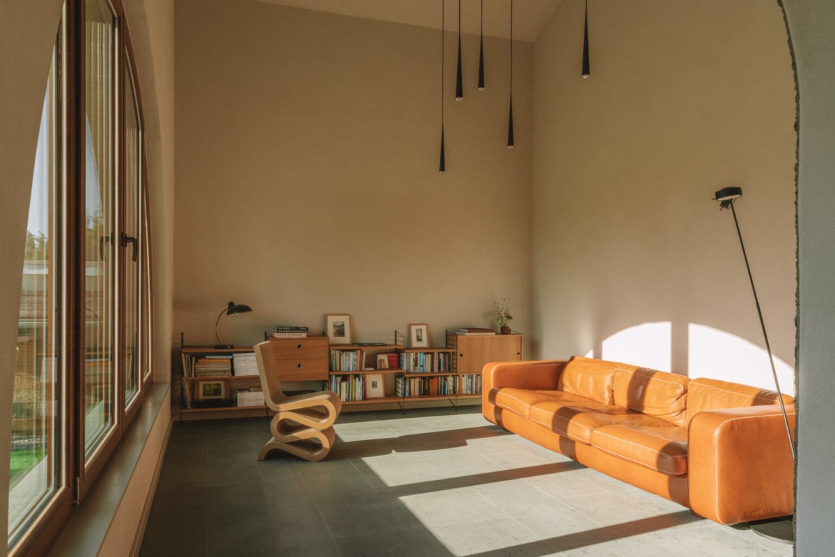 Salón con ventanal