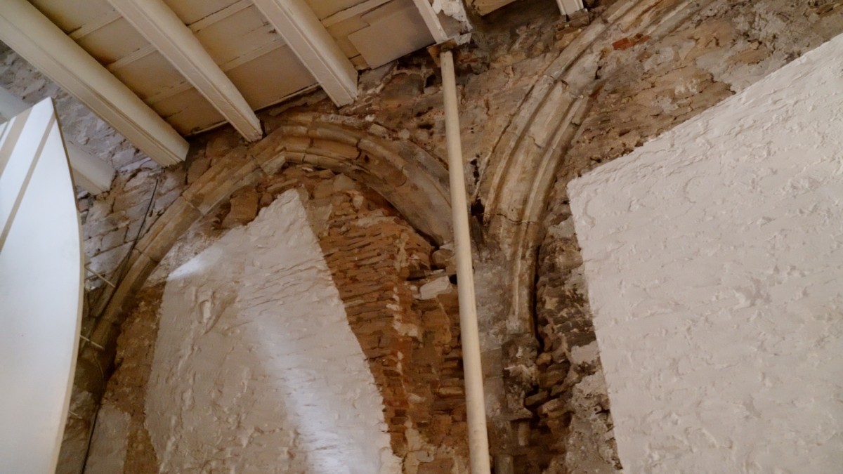 Arcos góticos en la casa de Benedetta Tagliabue